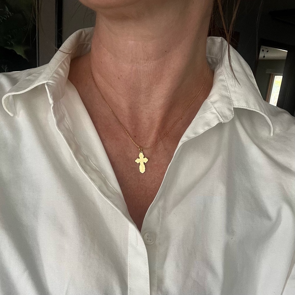 14k gold cross pendant charm - Picture 3 of 3